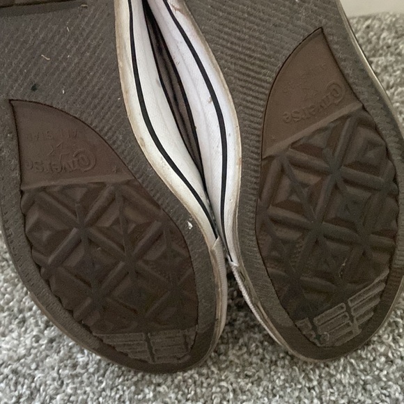 Used women’s converse - Picture 7 of 8